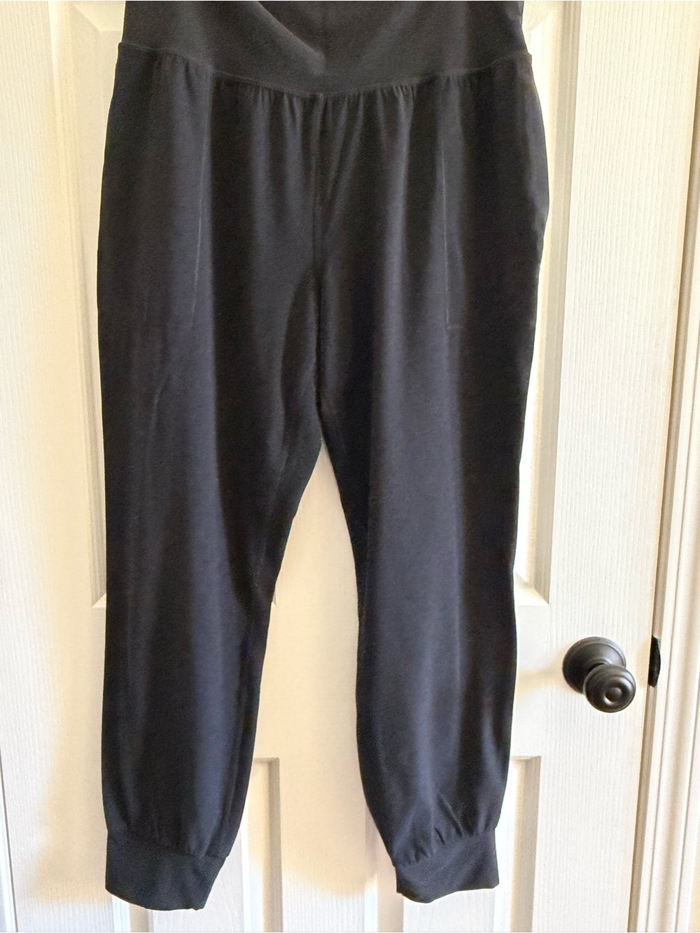 Athleta Black Salutation Jogger